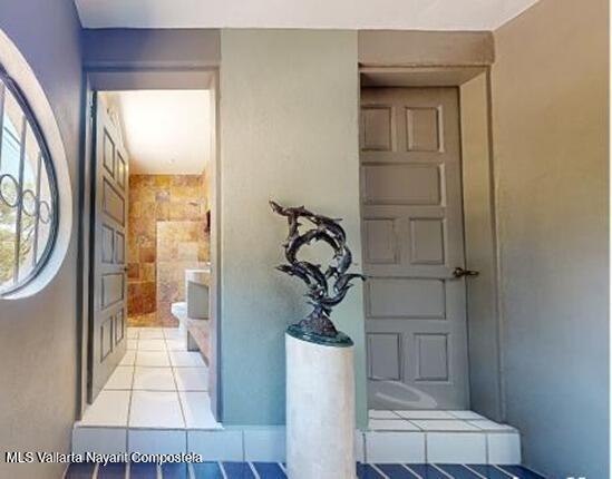 20251208232209734518000000 o