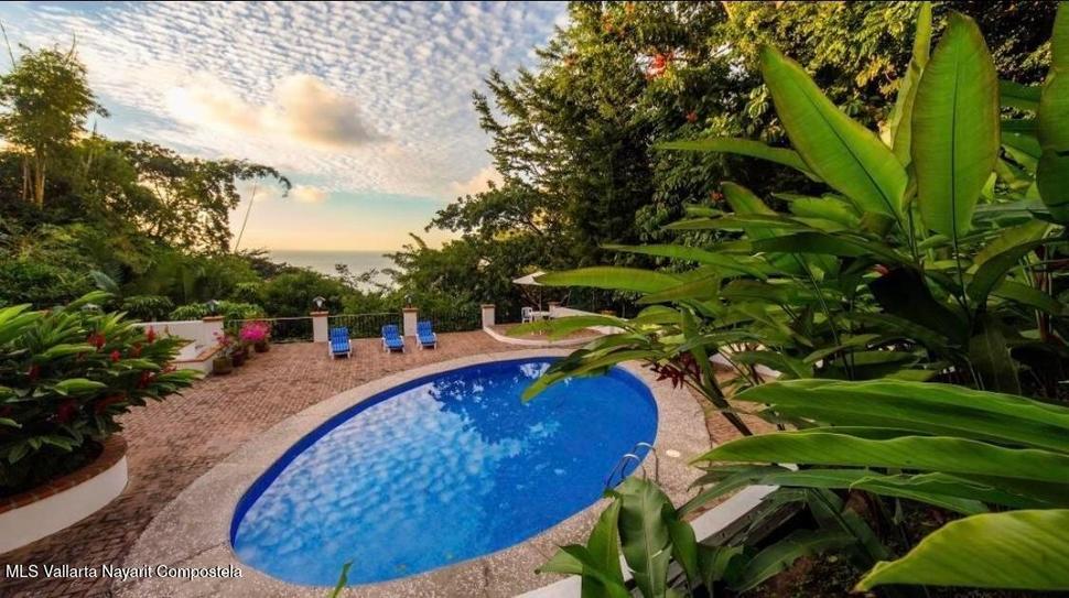 20251213184409176319000000 o