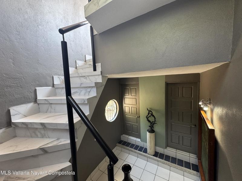 20251213184911599933000000 o