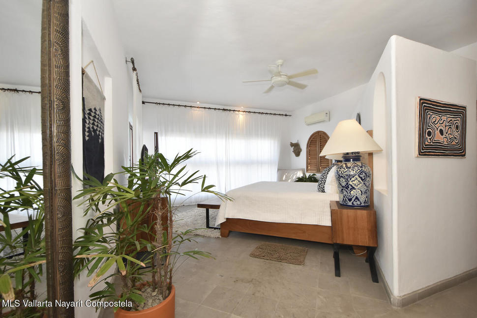 20251214152557878334000000 o