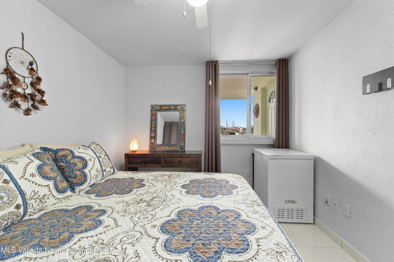 20251216192254417410000000 o