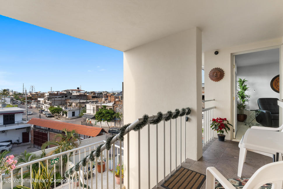 20251216192528834518000000 o