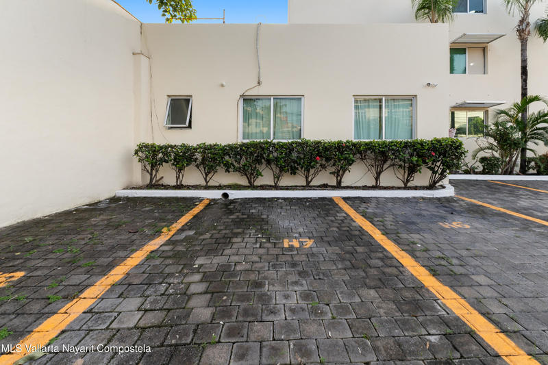 20251216193228214658000000 o