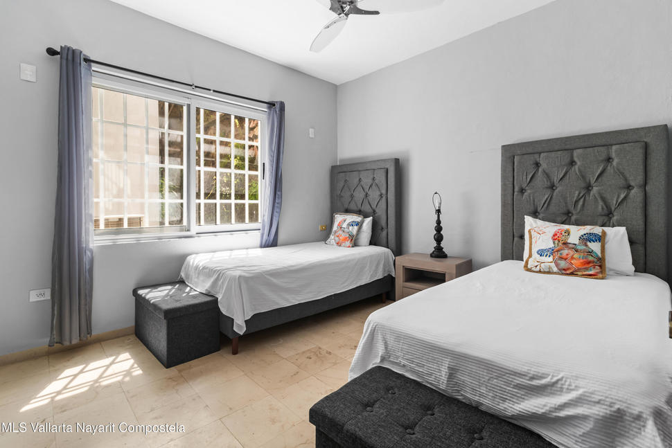 20251004002613322563000000 o