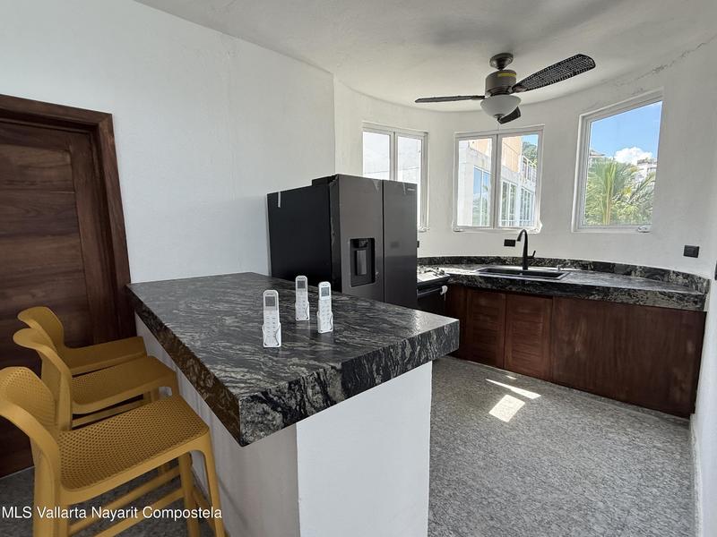 20251009215509492245000000 o