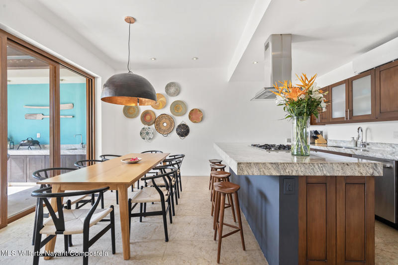 20251122004349470253000000 o