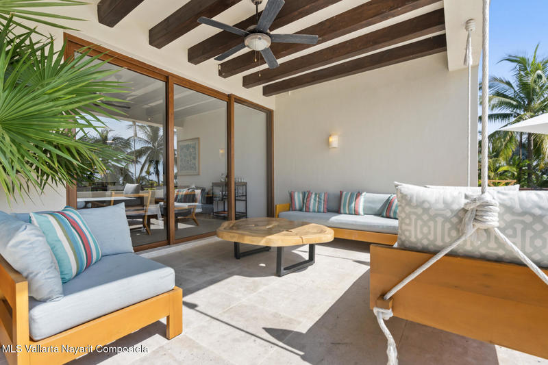 20251122004359114635000000 o