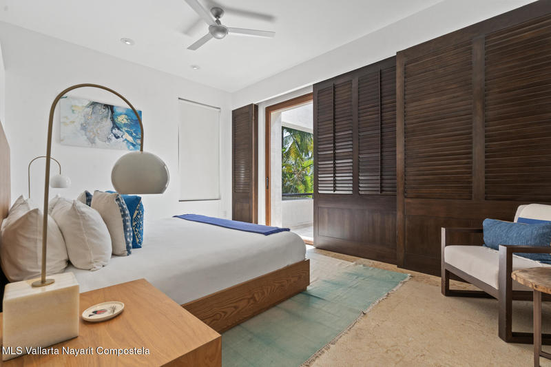 20251122004415557877000000 o