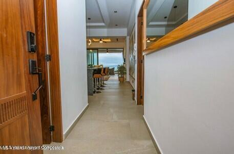 20251013181022254722000000 o