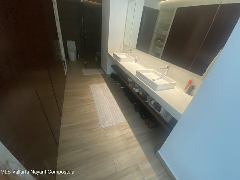 20250818171218534924000000 o