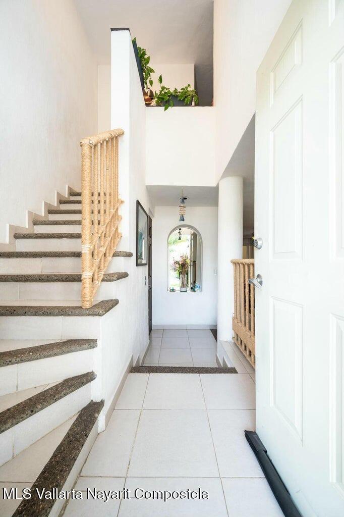 20251105203645840297000000 o