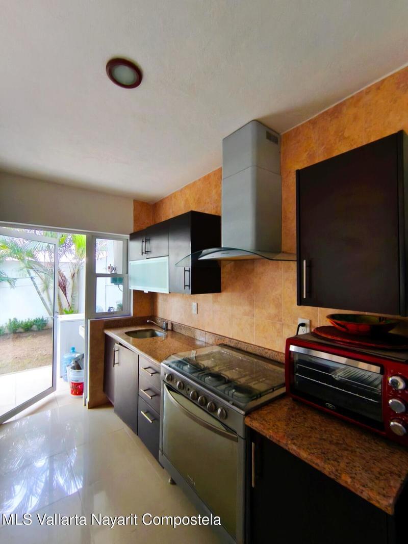 20251211193340743512000000 o