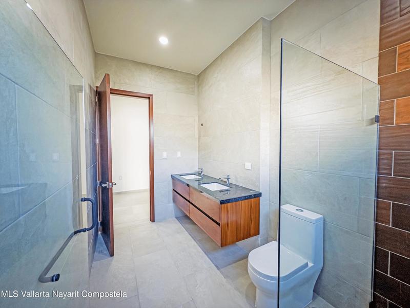 20251216214414635267000000 o