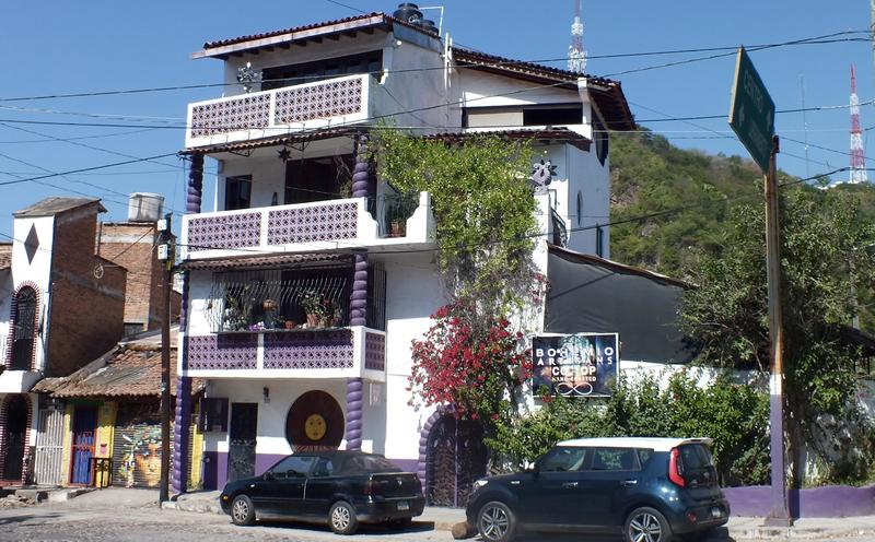 Casa Loto Purpura