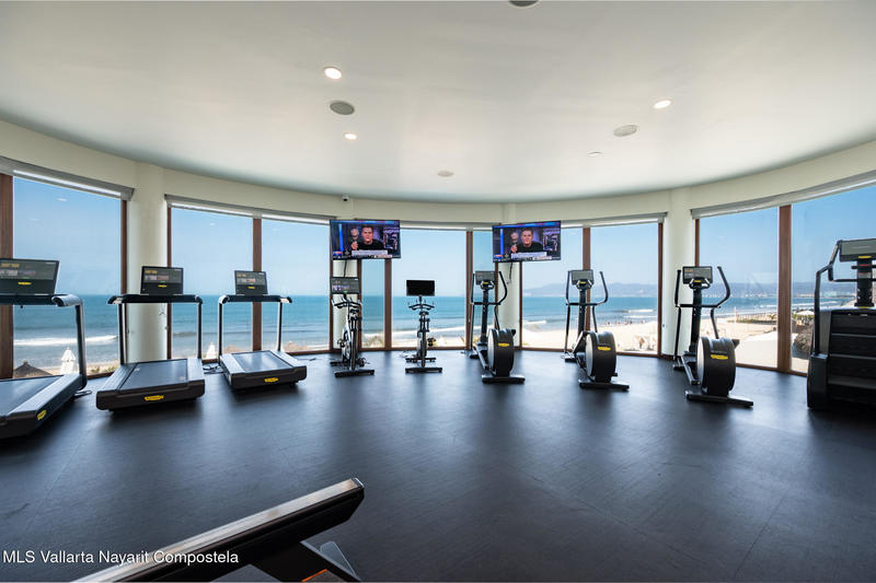 20260114221129578304000000 o