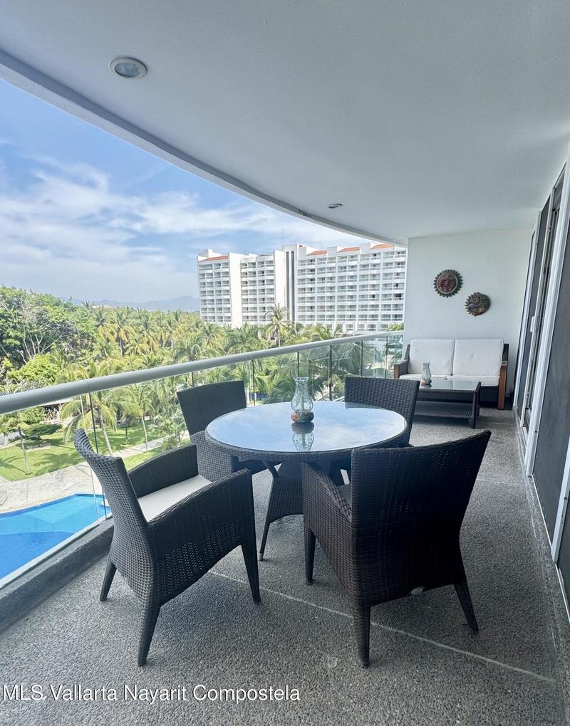 20251125213647375680000000 o