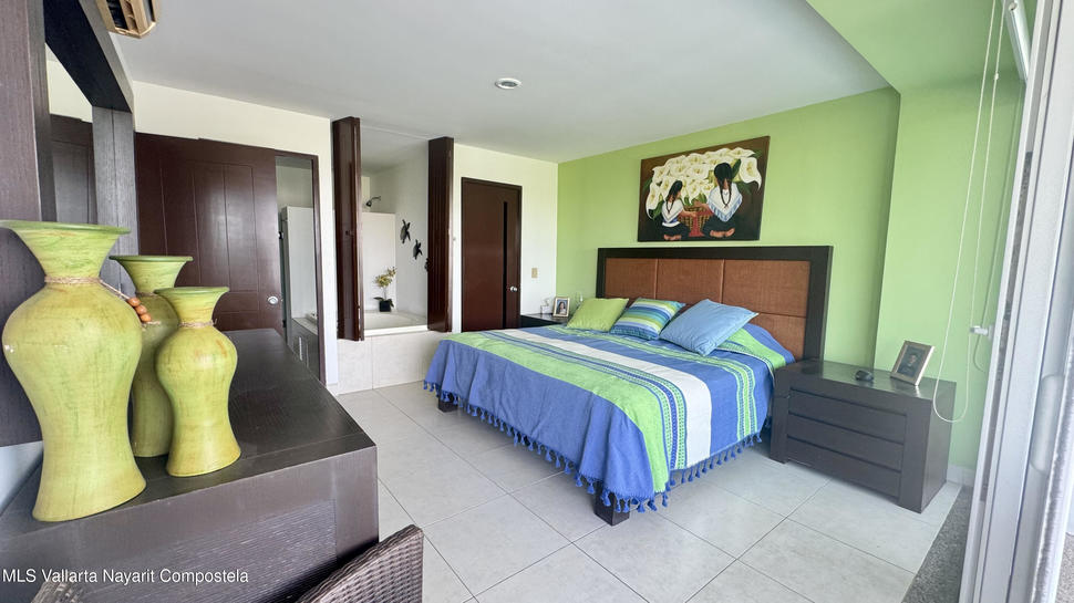 20251125213647992397000000 o