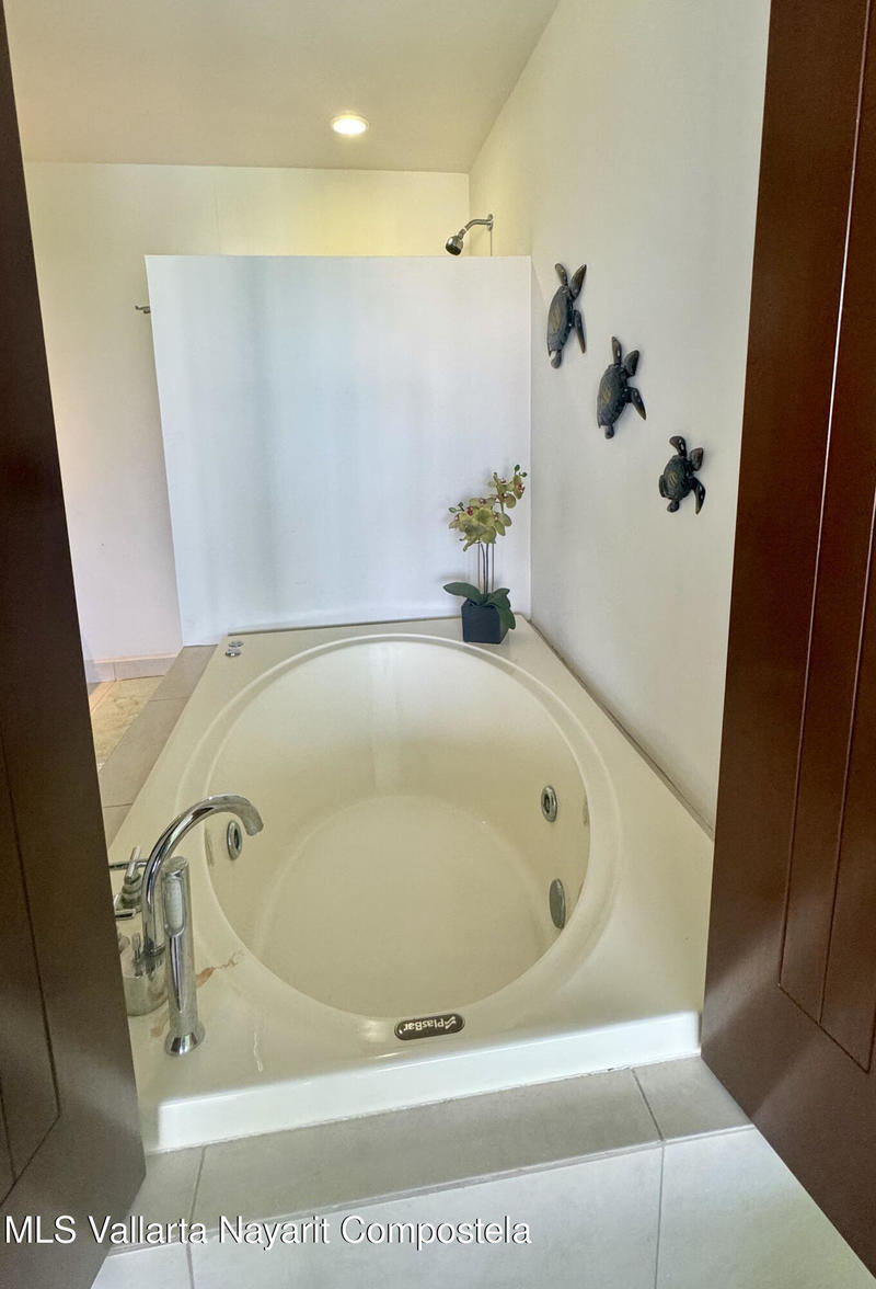 20251125213648193815000000 o