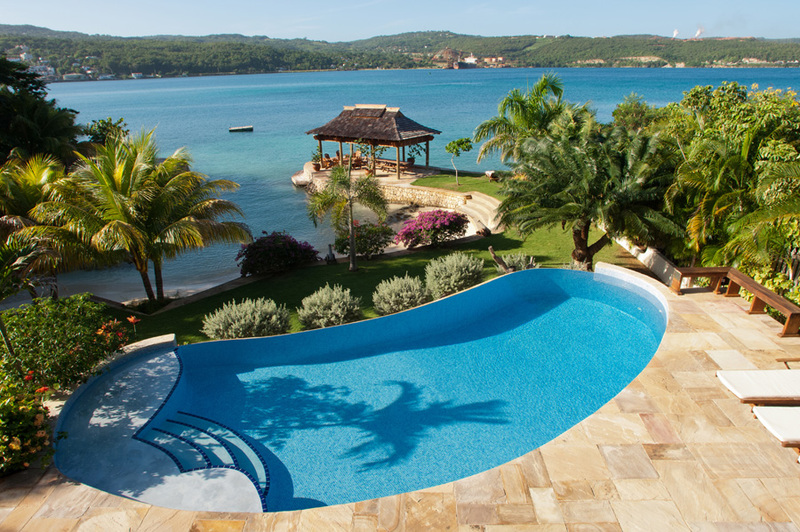 Makana on the Beach Villa Rental