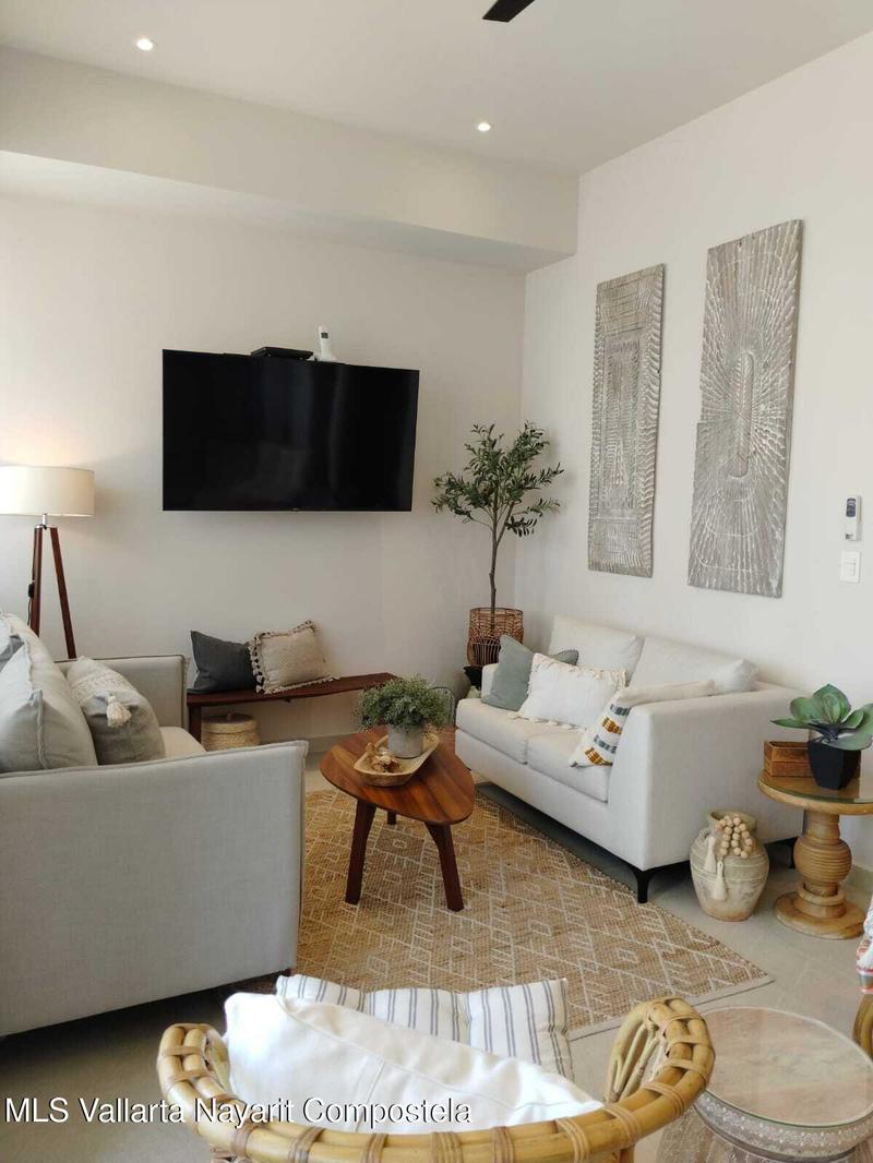 20260212230040193458000000 o