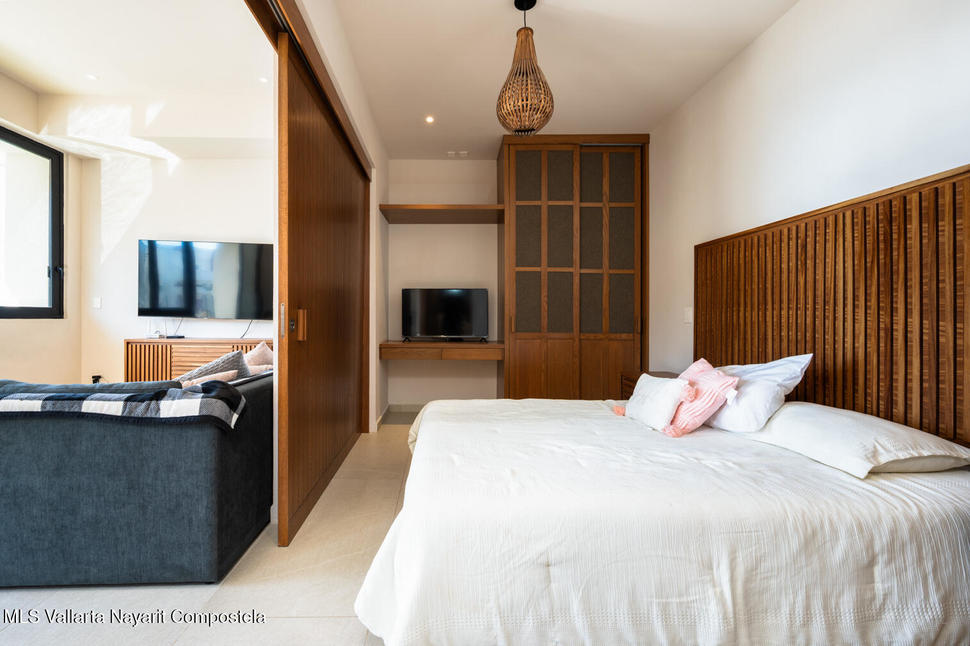 20260112205743560712000000 o