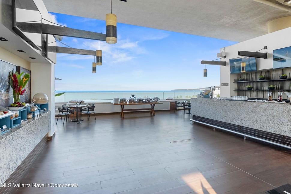 20251212172111713379000000 o