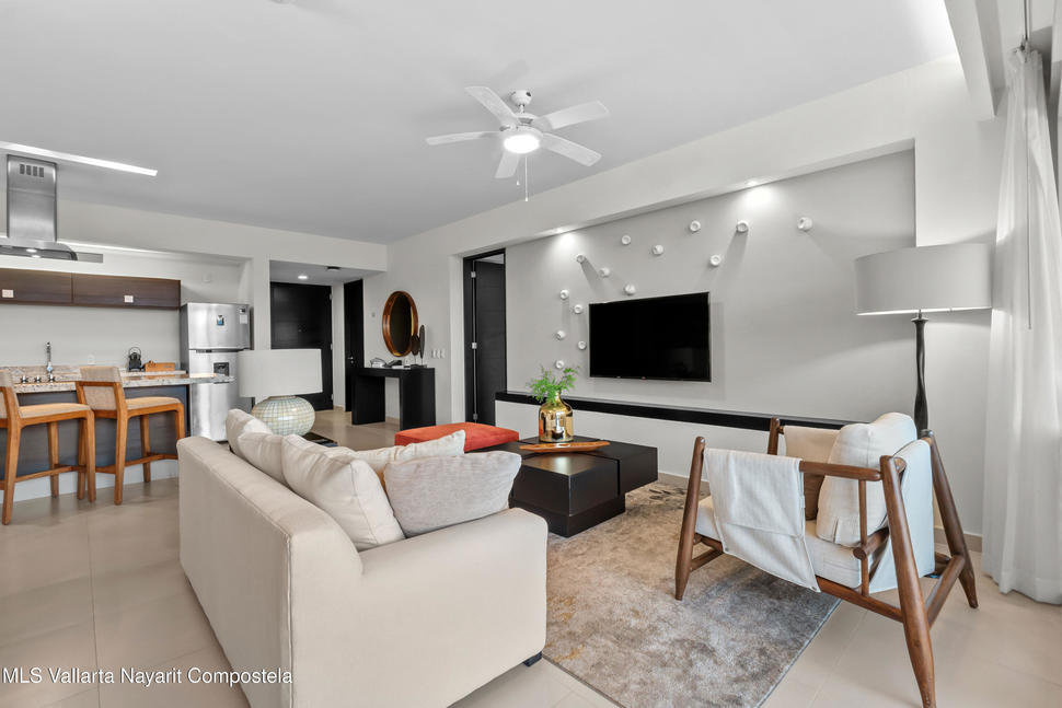 20251212172336270255000000 o