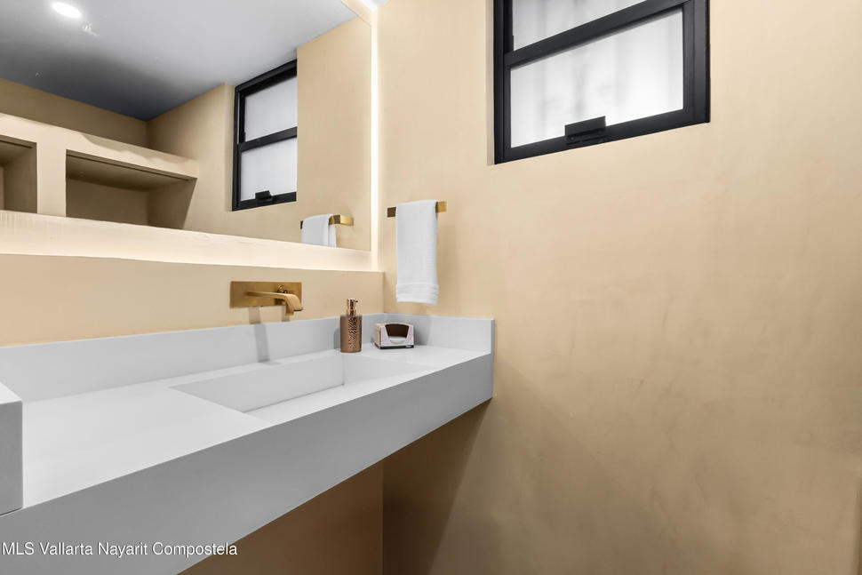 20260211202103794599000000 o