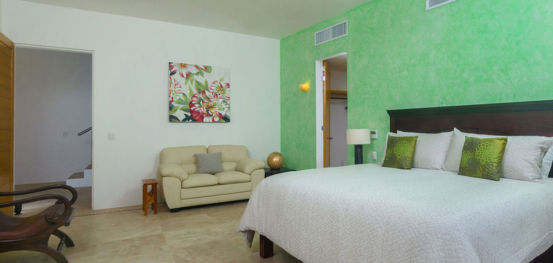 Casa mismaloya master bed2 04