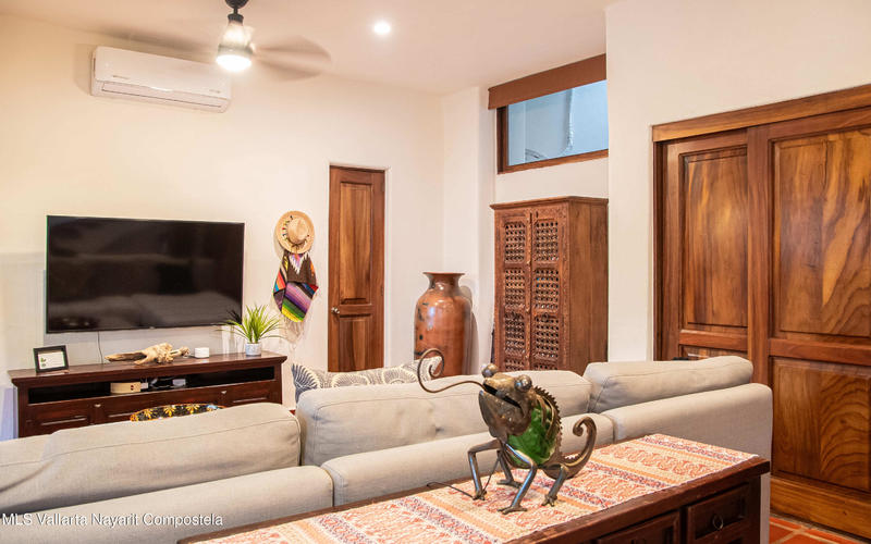 20251024214818451947000000 o