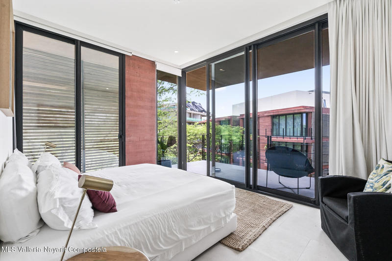 20250710204014457287000000 o