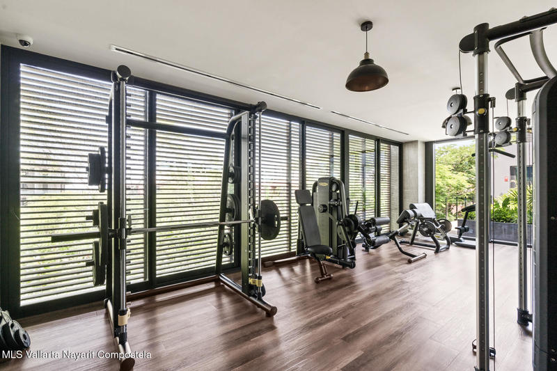 20250710235543695681000000 o