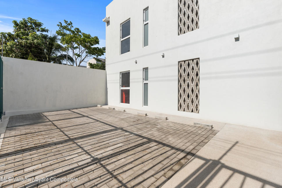 20251217202524985490000000 o