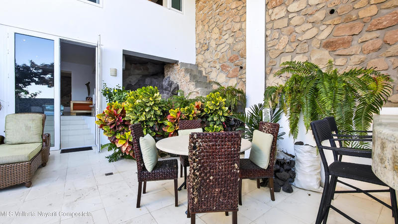 20251128052453662280000000 o