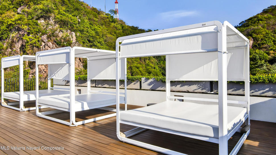 20251213164714362493000000 o