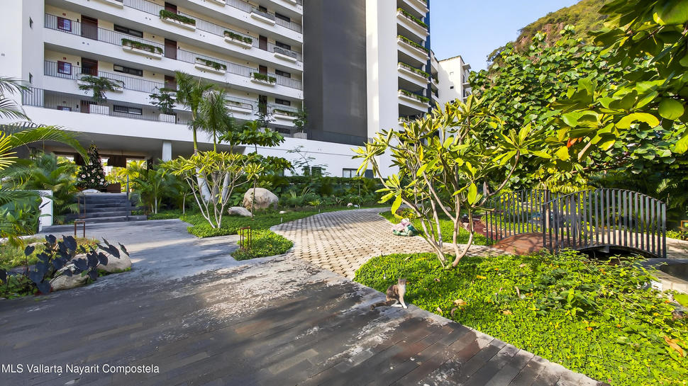 20251213165108092435000000 o