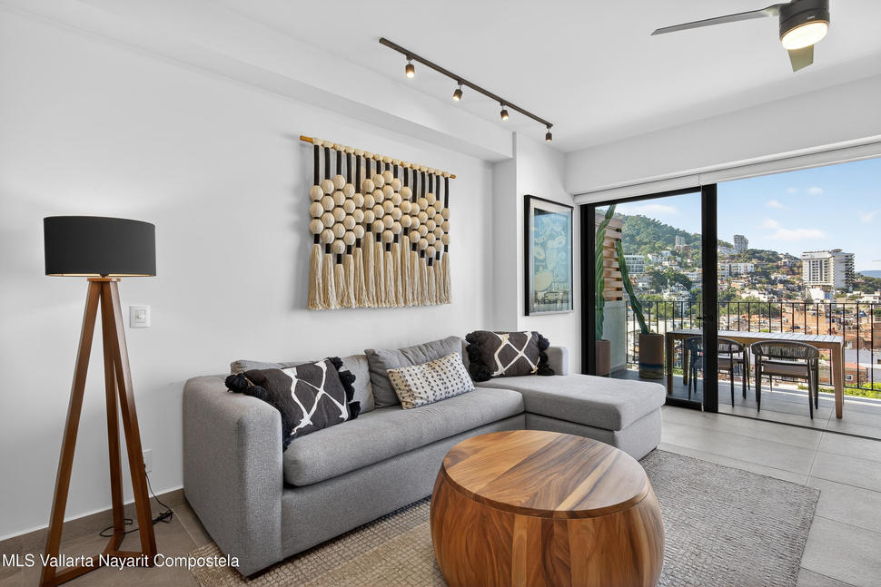 20251226203357521066000000 o