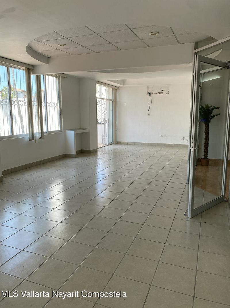 20251008230337759360000000 o