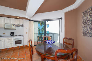 20251004175654103804000000 o