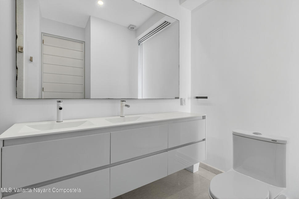 20251027060640158270000000 o