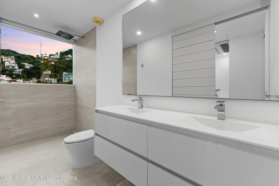 20251027061615189937000000 o