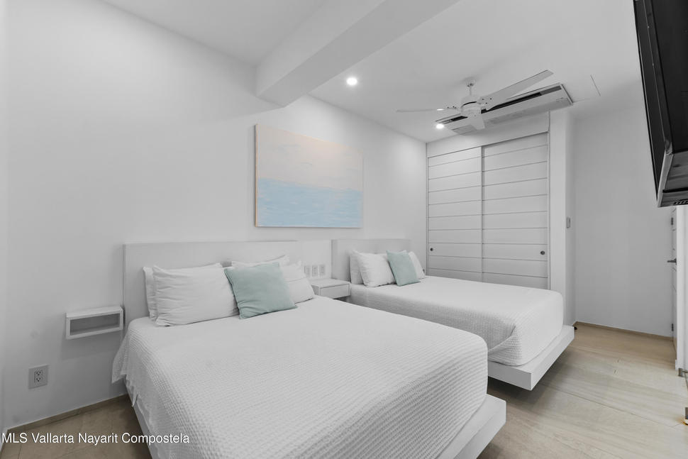 20251027062208852749000000 o