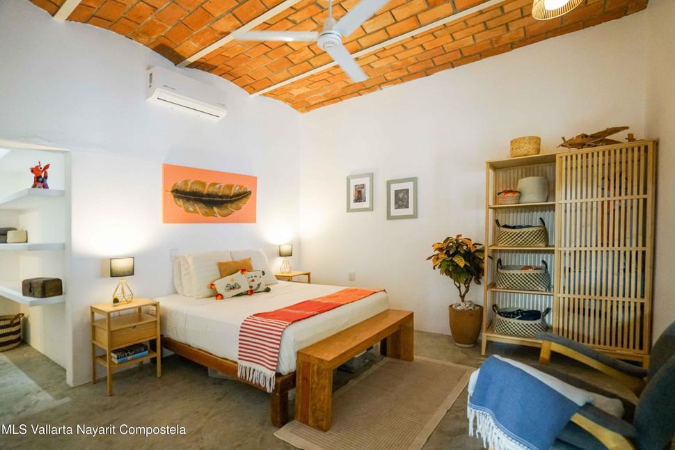 20251121150341355068000000 o