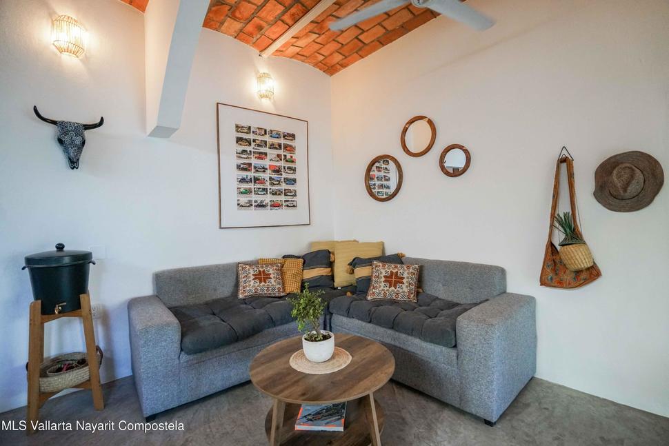 20251121150509989492000000 o