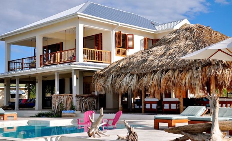 Out of the blue jamaica villas07