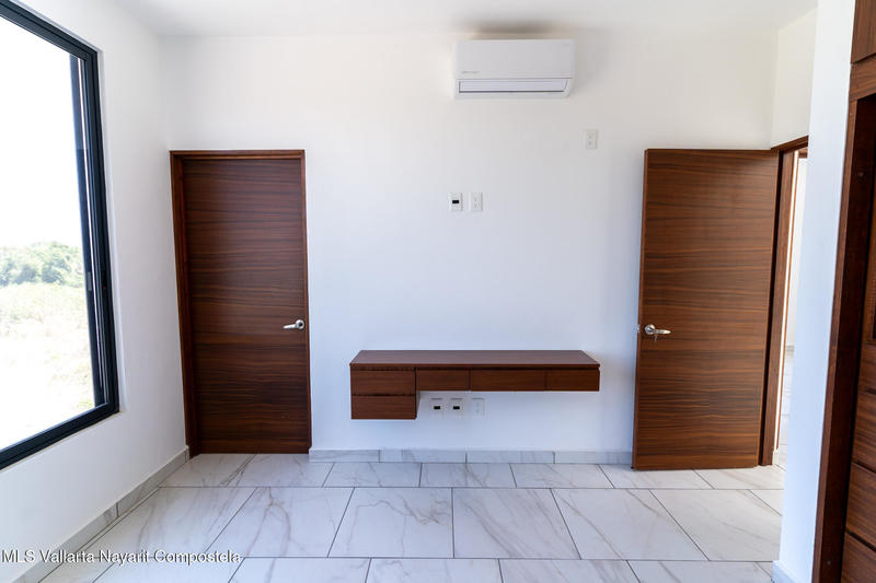 20251212213506145938000000 o