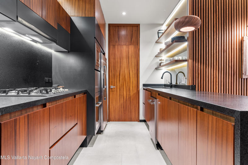 20250715010532121267000000 o