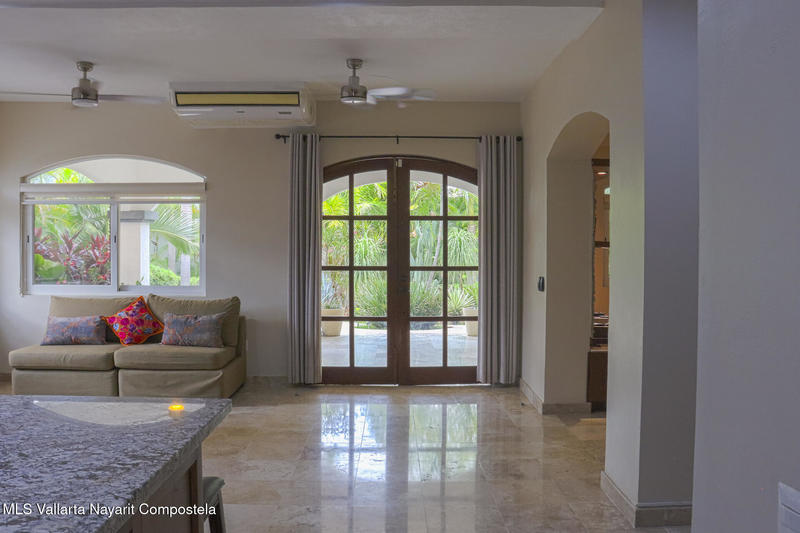 20250829192935527821000000 o