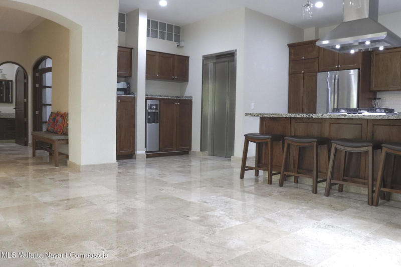 20250829192944483587000000 o