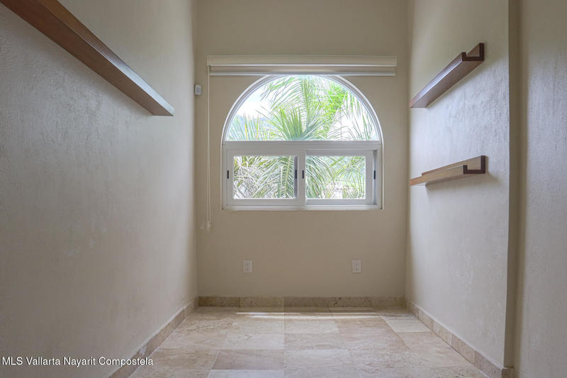 20250829193103145322000000 o